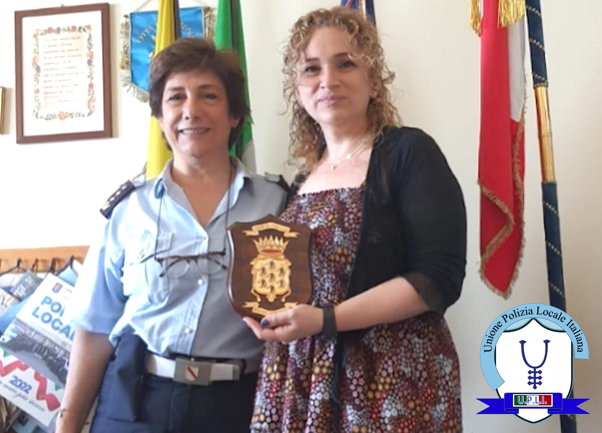 LA COORDINATRICE PROVINCIALE UPLI TRENTO IN VISITA ALLA POLIZIA MUNICIPALE DI POZZUOLI, Mirka La Sorsa